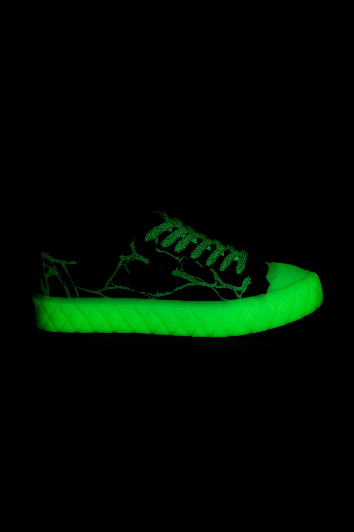 Palladium BLACK PALLA ACE VINES